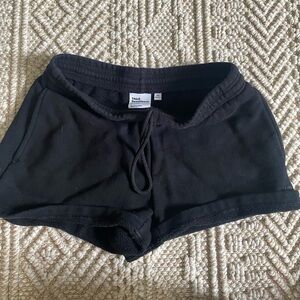 Aritiza TNA Sweatfleece shorts